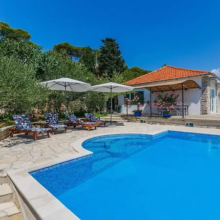Unique W/pool, Teracess - Spectacular View Villa